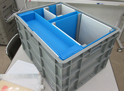 各種プラスチックコンテナ・プラスチック製品・仕切